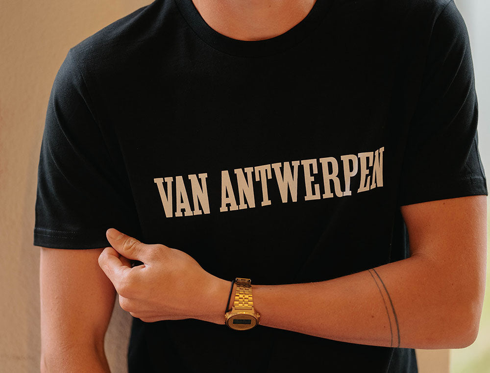 T-shirt • Van Antwerpen • Zwart • Unisex
