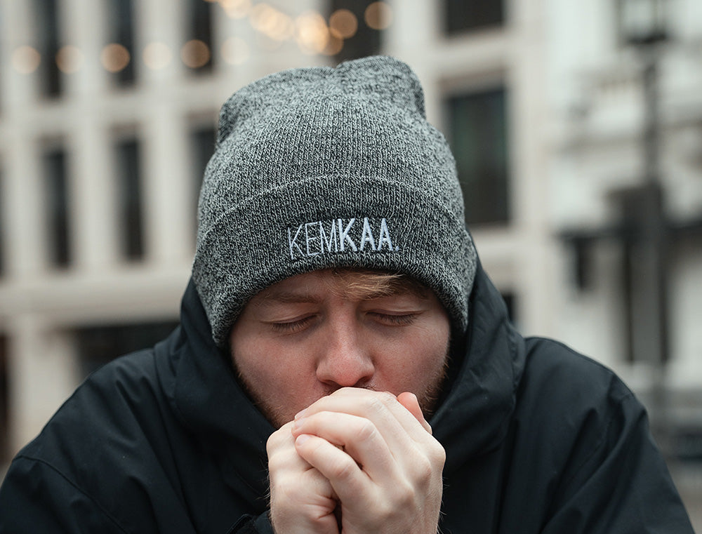 Muts • KEMKAA. • Grijs
