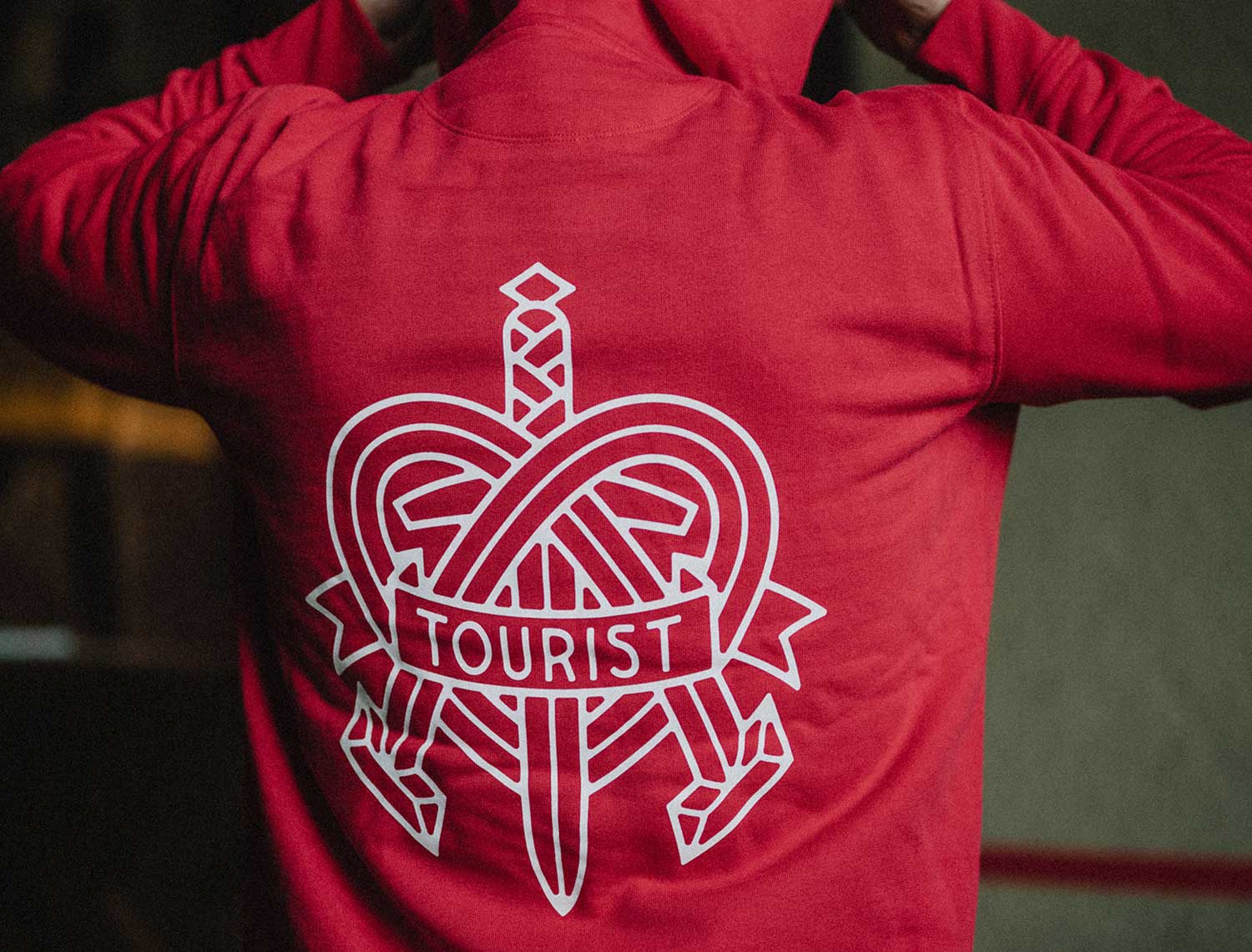 Hoodie • Antwerps Testament - Tourist LeMC • Rood • Unisex • Limited Edition