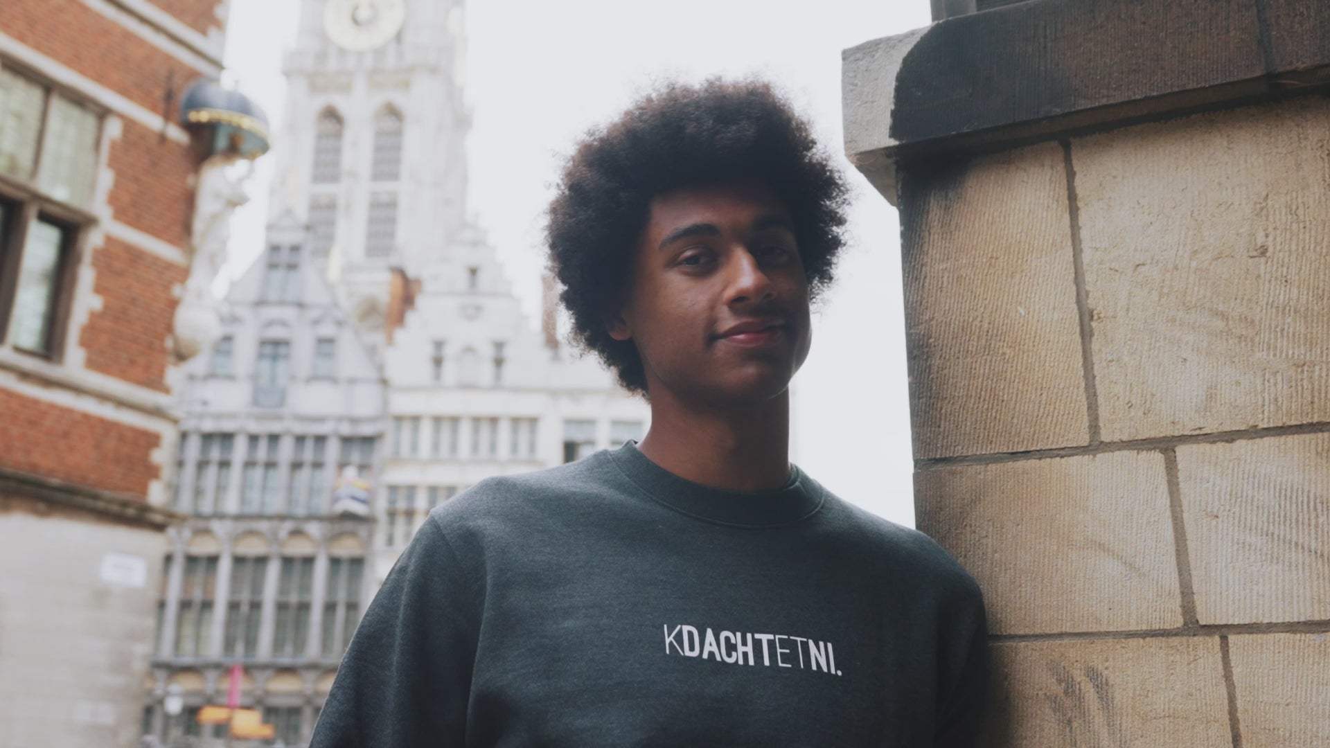 Sweater • KDACHTETNI. • Donkergrijs • Unisex