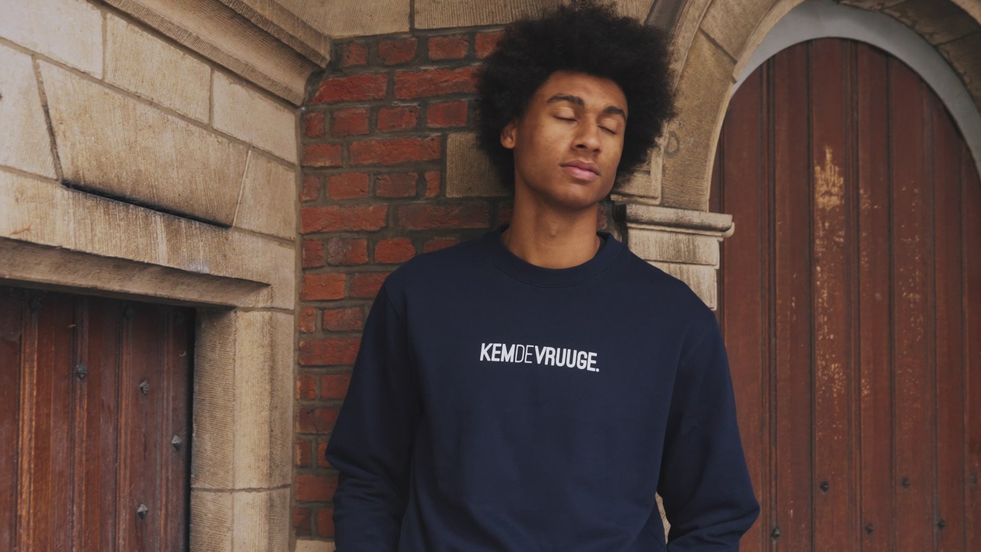 Sweater • KEMDEVRUUGE. • Donkerblauw • Unisex
