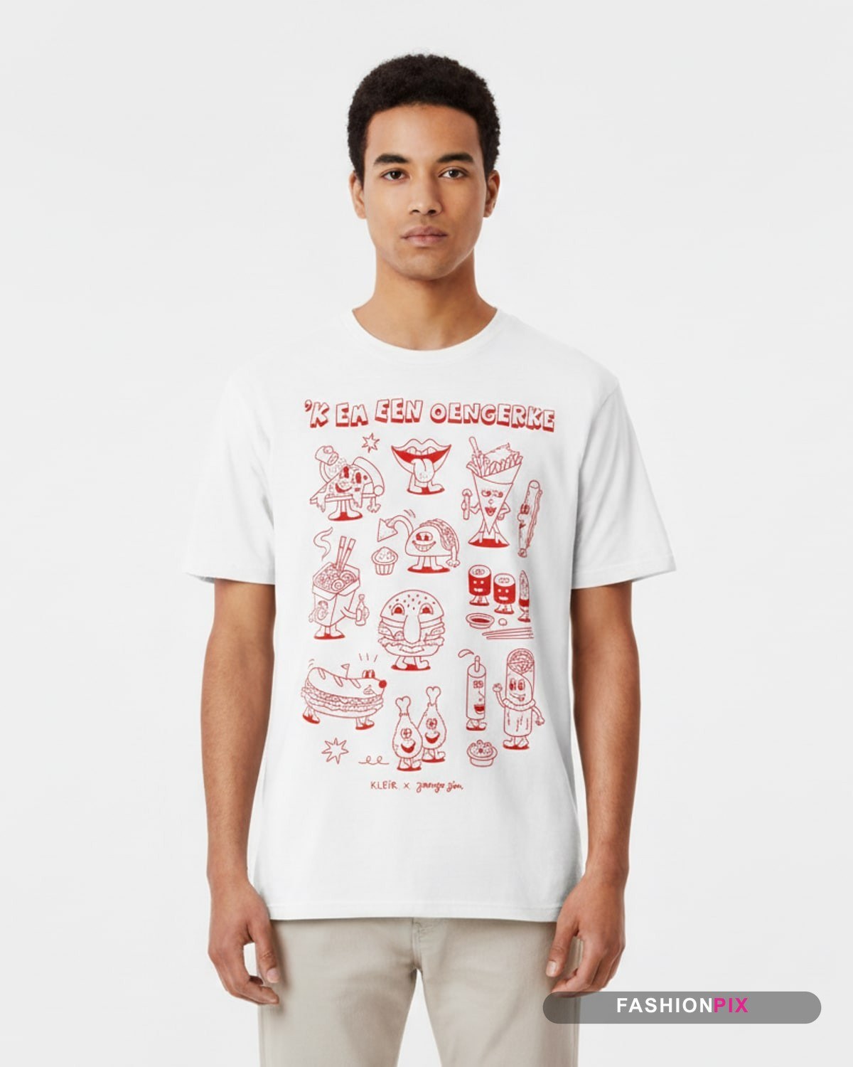 Model draagt een wit T-shirt met korte mouwen, rondom gefotografeerd in een studio-opname