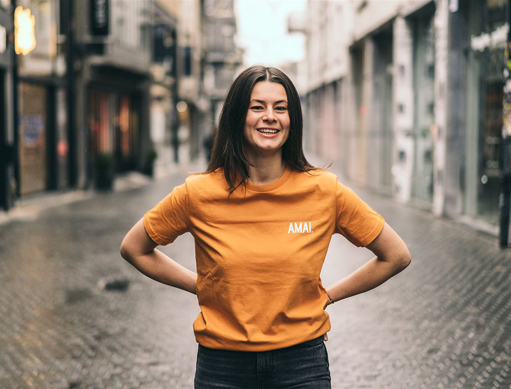 T-shirt • AMAI. • Oranje • Unisex