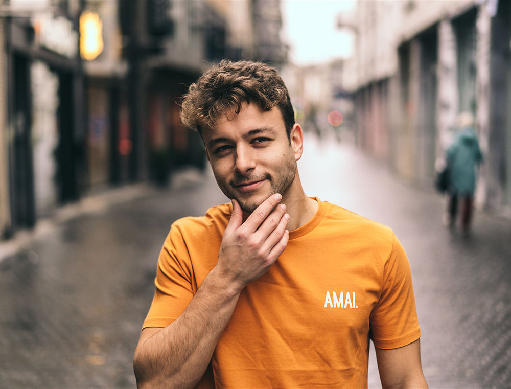 T-shirt • AMAI. • Oranje • Unisex