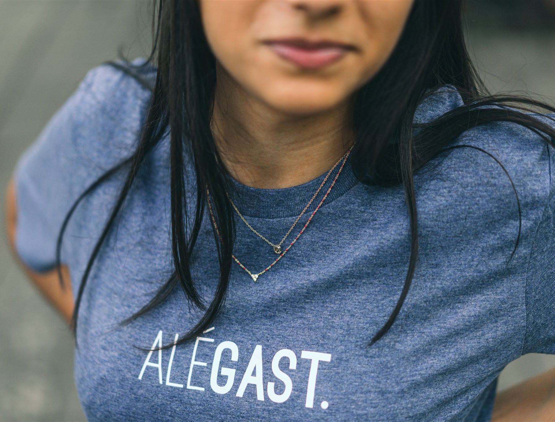 ALÉGAST. Blauwe unisex T-shirt voor volwassenen