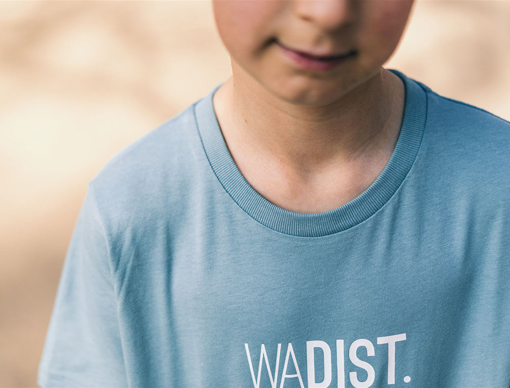 Lichtblauwe T-shirt met opdruk WADIST.