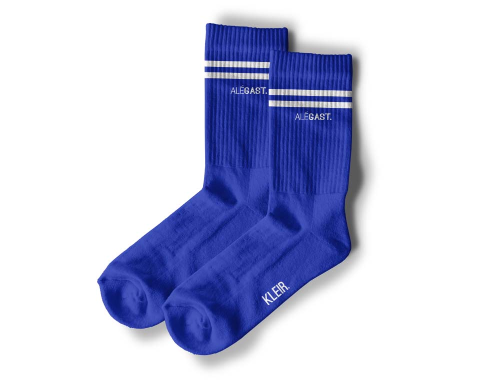 Blauwe sokken met opdruk ALEGAST.