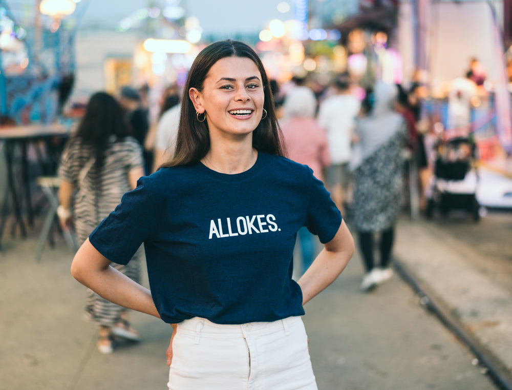 T-shirt ALLOKES. Donkerblauw Dames