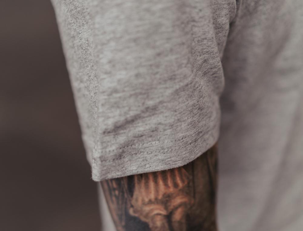 DOEDISKALM. grijze T-shirt volwassenen