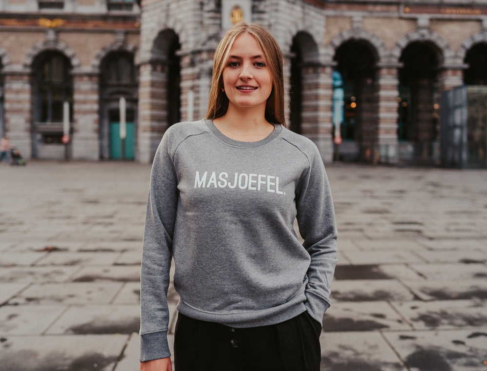 MASJOEFEL. grijze trui voor vrouwen